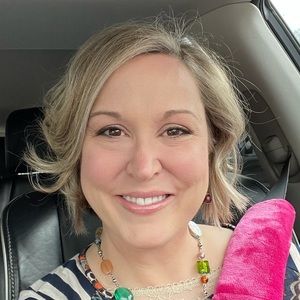 Meet your Posher, Stephanie